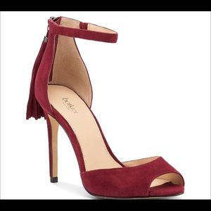 Botkier sexy heels lovely peep toe
